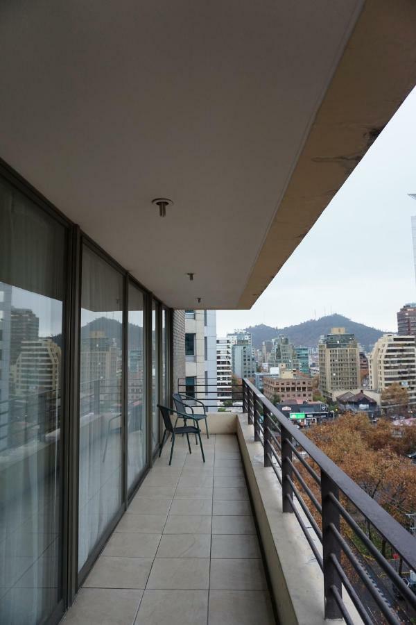 Apart Versalles Santiago Buitenkant foto